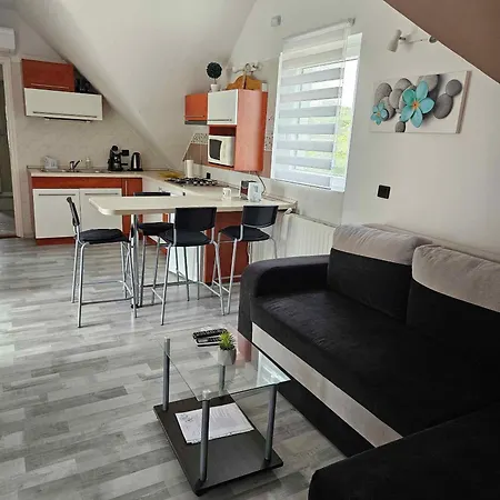 In 36227 Apartment *